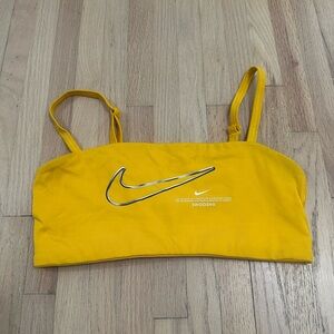 Nike Sports Bra - Yellow/Gold